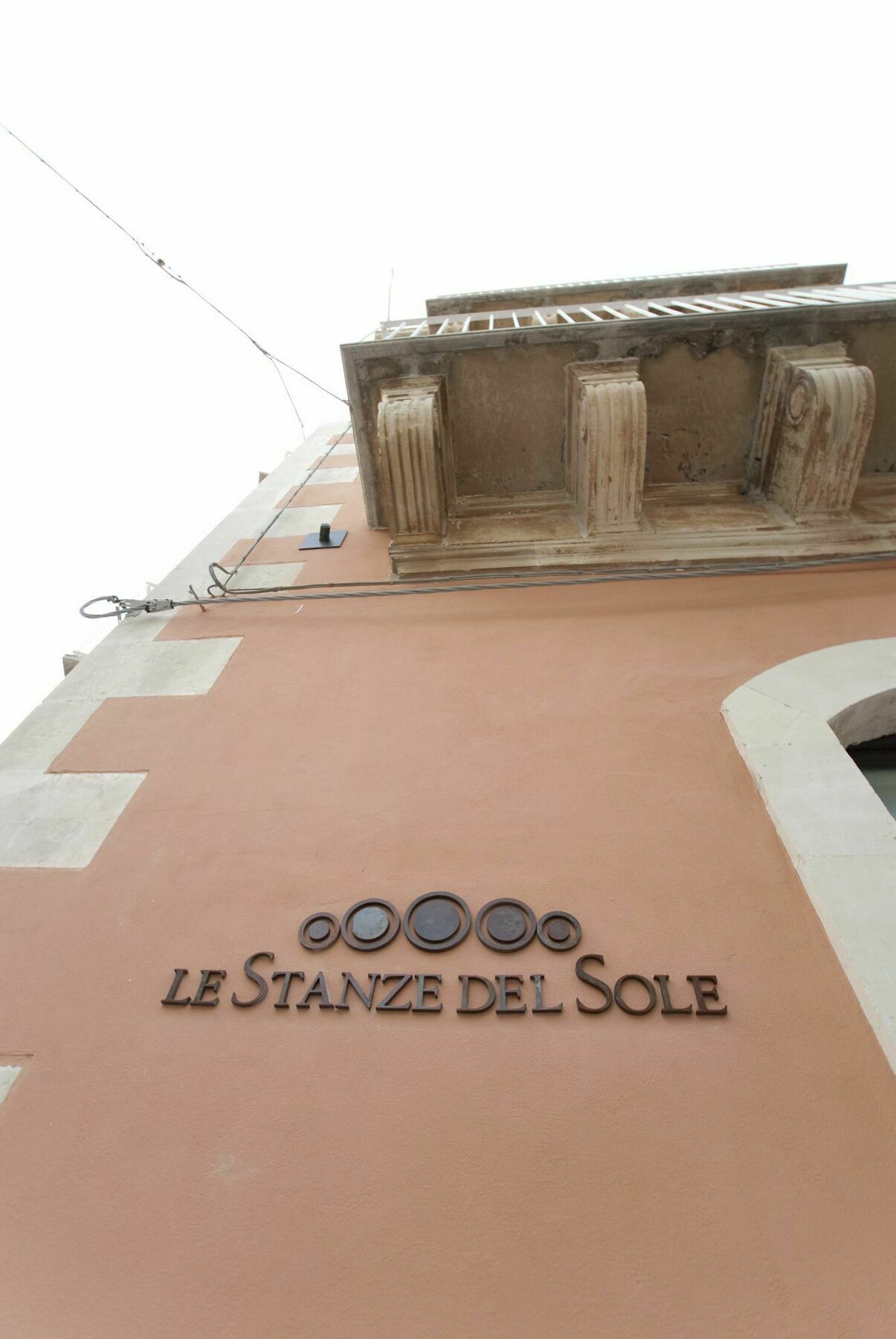 Le Stanze Del Sole Bed & Breakfast Ragusa Exterior photo